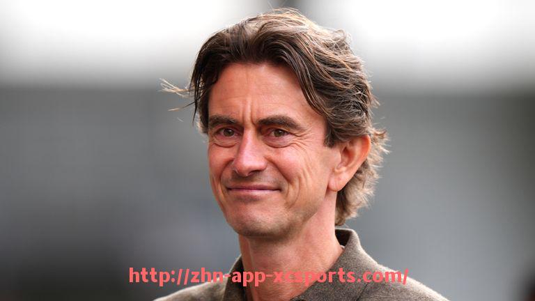 杏彩体育-最新意甲足球队排名：赛季关键阶段走势分析